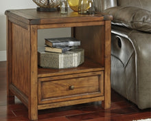 Load image into Gallery viewer, Tamonie End Table