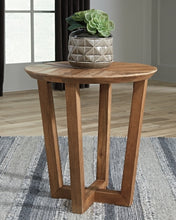 Load image into Gallery viewer, Kinnshee End Table