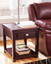 Load image into Gallery viewer, Hatsuko End Table
