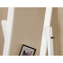 Load image into Gallery viewer, Benita Standing Mirror