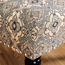 Load image into Gallery viewer, Elche Accent Chair