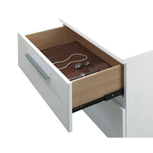 Load image into Gallery viewer, CLEMENTINE Queen Bed
