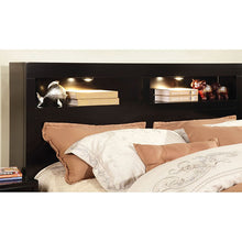 Load image into Gallery viewer, Gerico I E.King Bed