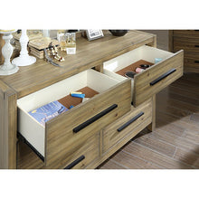 Load image into Gallery viewer, Garland Dresser