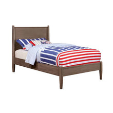 Load image into Gallery viewer, Lennart Queen Bed