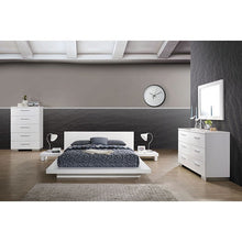 Load image into Gallery viewer, Christie E.King Bed
