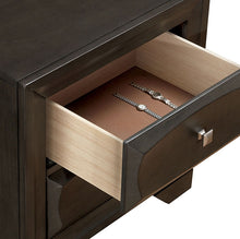 Load image into Gallery viewer, Clotilde Chest
