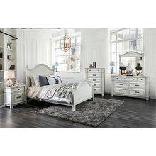 Load image into Gallery viewer, Daria Queen Bed