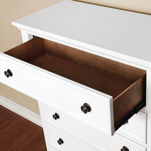 Load image into Gallery viewer, Castor Chest