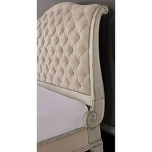 Load image into Gallery viewer, Lysandra Cal.King Bed