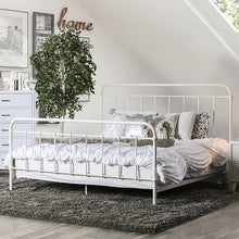 Load image into Gallery viewer, IRIA E.King Bed