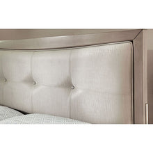 Load image into Gallery viewer, SNYDER II E.King Bed