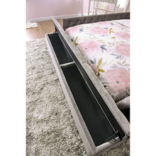 Load image into Gallery viewer, Davida Cal.King Bed